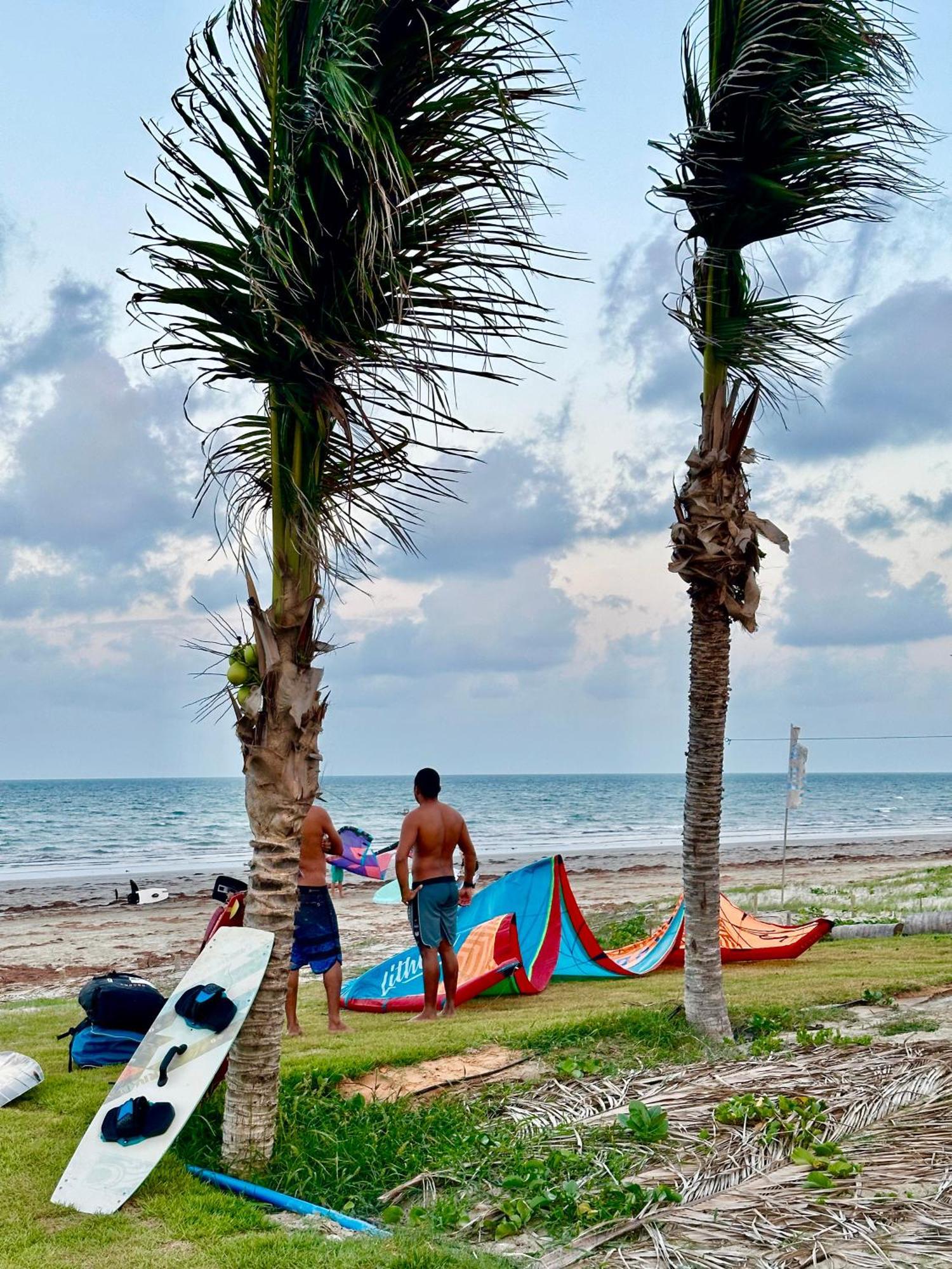 Seu Pedro Lounge Praia - Pousada E Kite Center Icapuí المظهر الخارجي الصورة